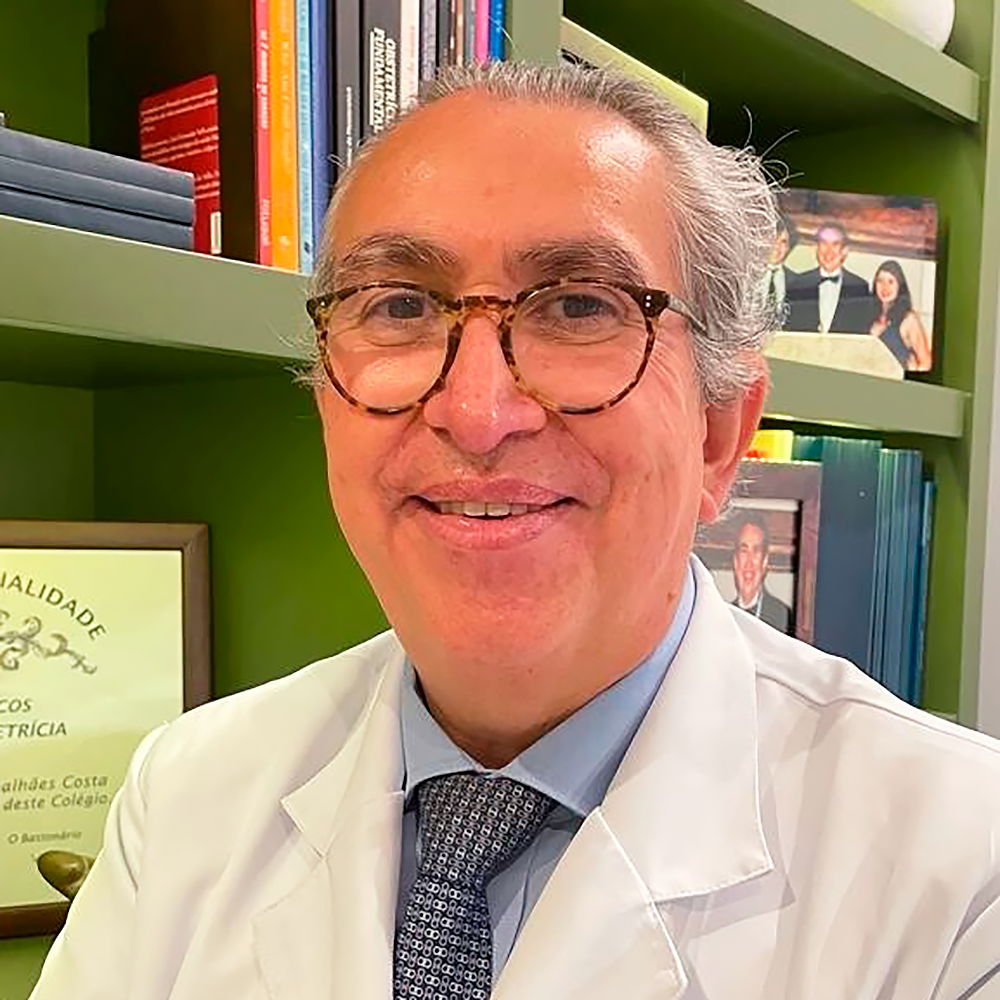 Prof.  Maurício Magalhães